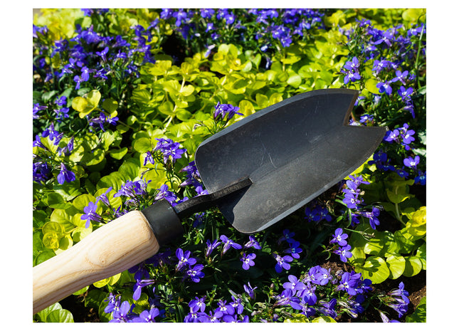 DeWit Trowel - 2 Point Cutting Edge Large Welldone